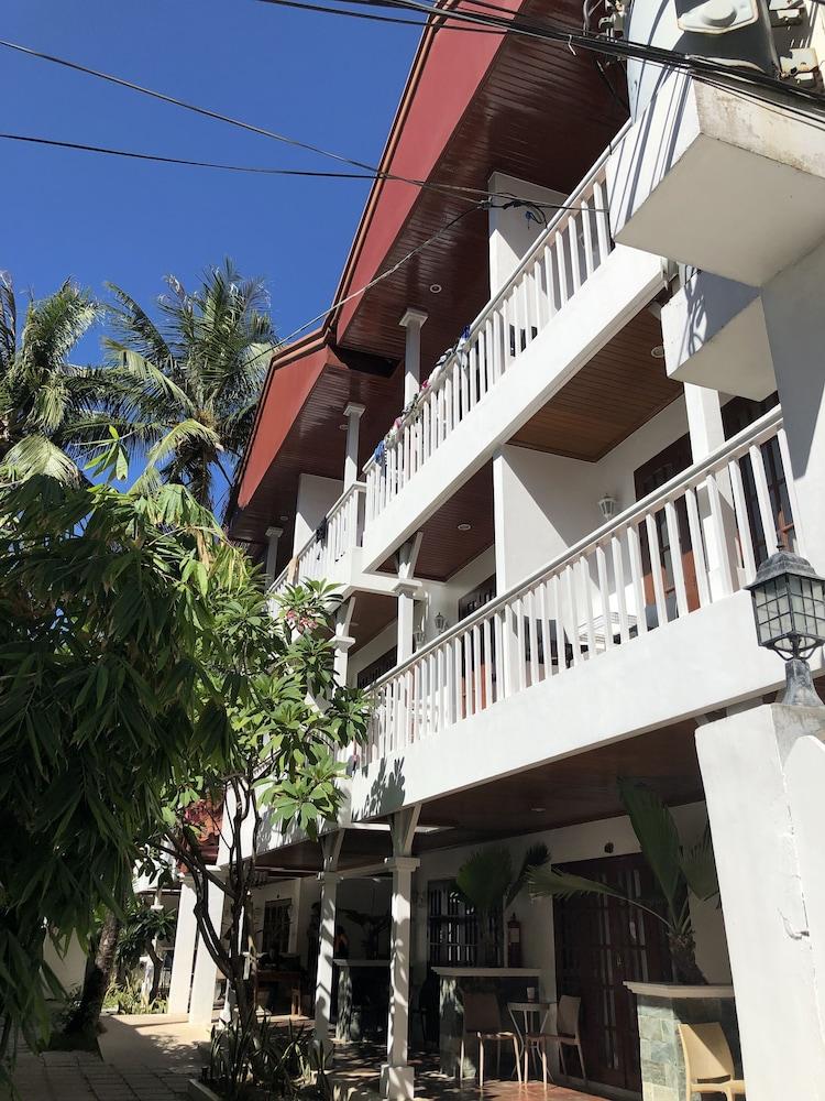 Hey Jude Resort Hotel Balabag  Экстерьер фото