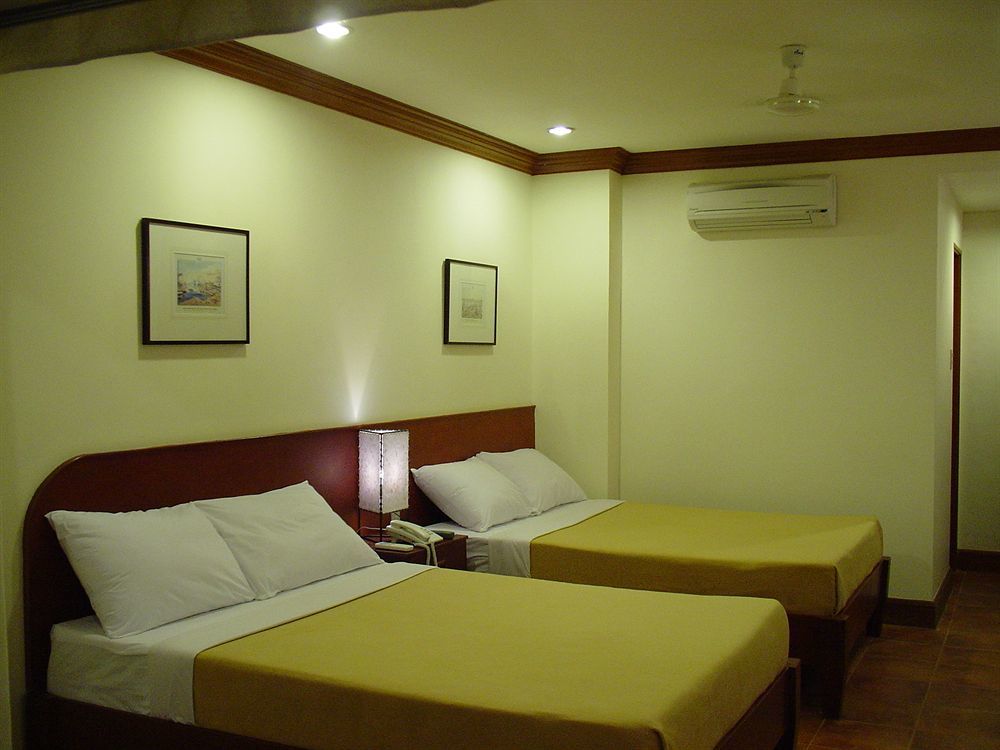 Hey Jude Resort Hotel Balabag  Экстерьер фото